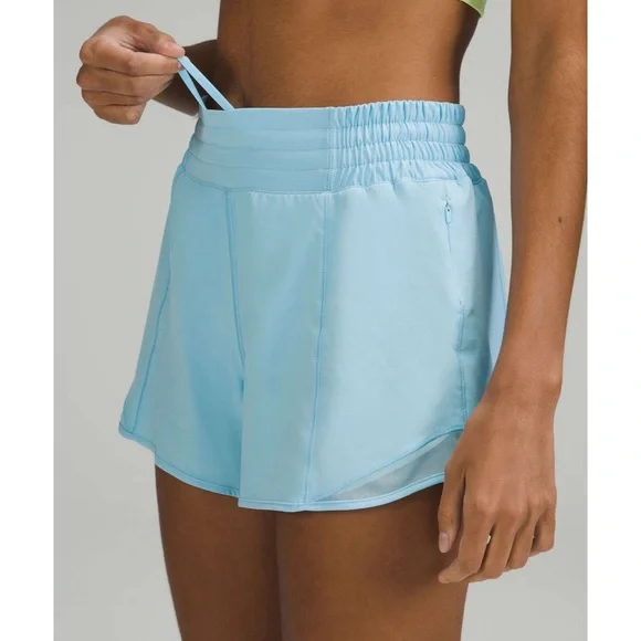 Lululemon Hotty Hot Low-Rise Lined Short 2.5" in Blue Chill Women’s size 10 - Picture 11 of 11